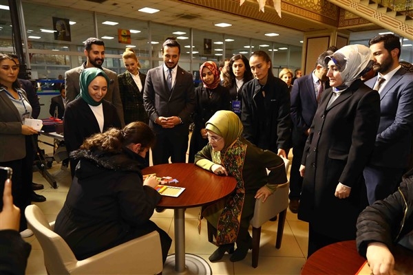 Emine Erdoğan: “Bağcılar Belediyesi'nin tüm belediyelerimize örnek olmasını diliyorum”