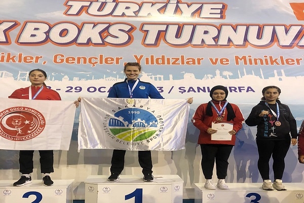 Türkiye Kick Boks Turnuvası'nda Sakaryalı spocular kürsüde