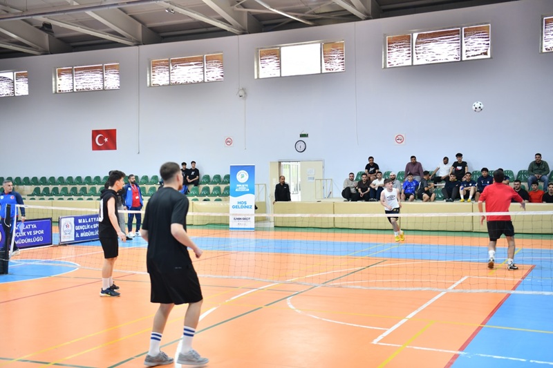 Yeşilyurt’ta 3.Ayak Tenisi Turnuvasının Heyecanı Başladı