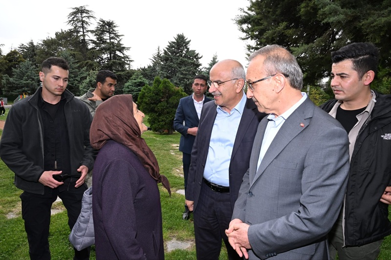 Başkan Er Deprem Sonrası Vatandaşlarla Bir Araya Geldi