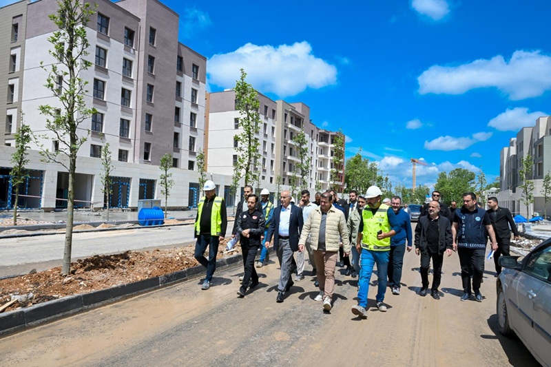 Fuzuli Caddesi Kurban Bayramı öncesi trafiğe açıldı