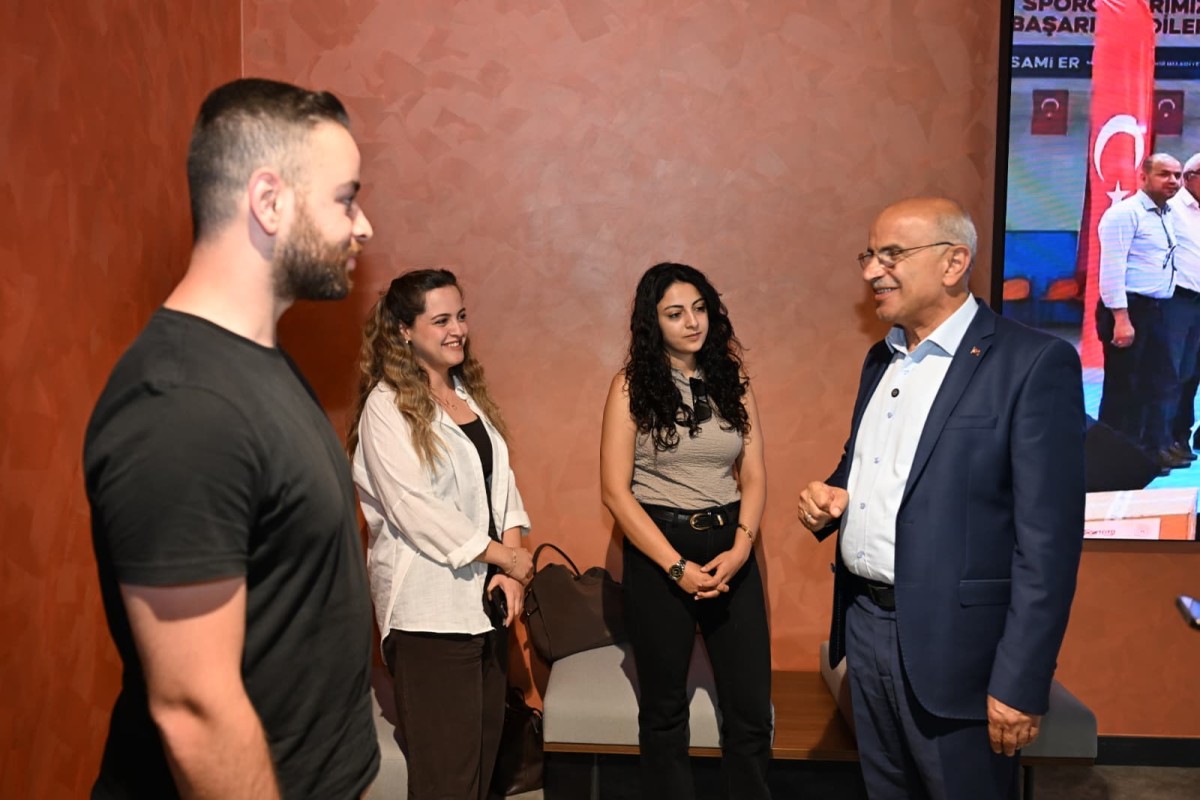Şehir Kütüphanesi Öğrencilerin Gözdesi Oldu