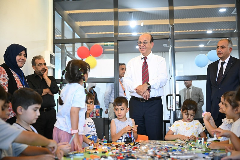 Başkan Geçit, Geleceğin Bilim Adamlarıyla Buluştu